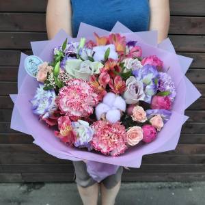 Букет с альстромерией "Дыхание любви"