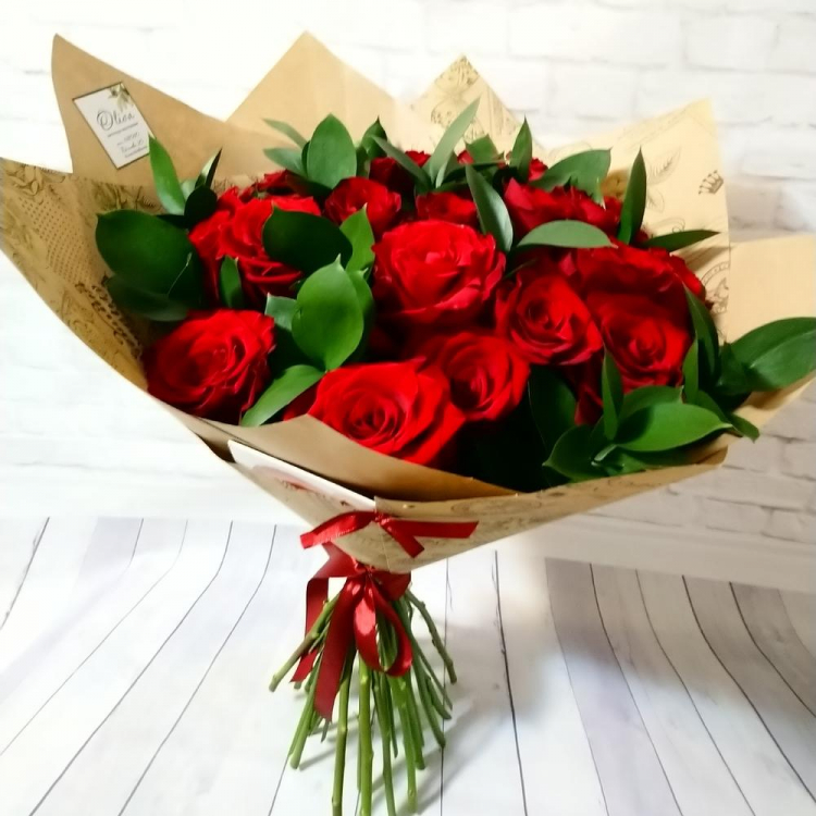 Букет из 19 роз